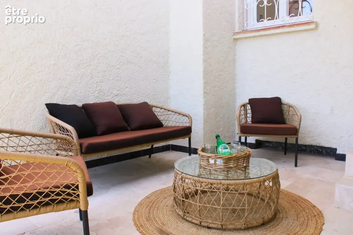 Villa spacieuse entièrement rénovée avec vue mer, piscine et intimité - photo 15