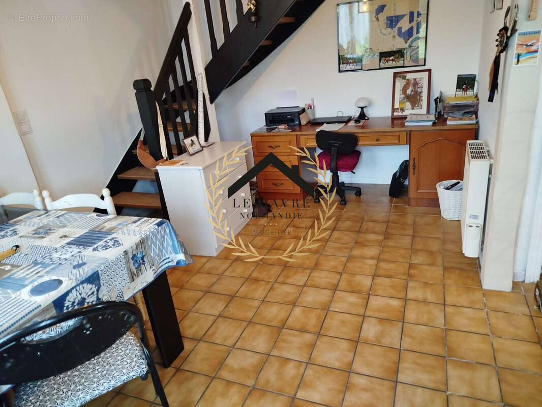 Maison à ANGERVILLE-L&#039;ORCHER