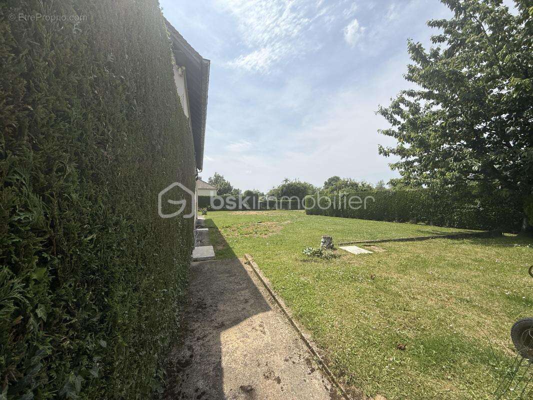 Spacieuse maison familiale de 131 avec sous-sol total, à 5 minutes de Lisieux - photo 16