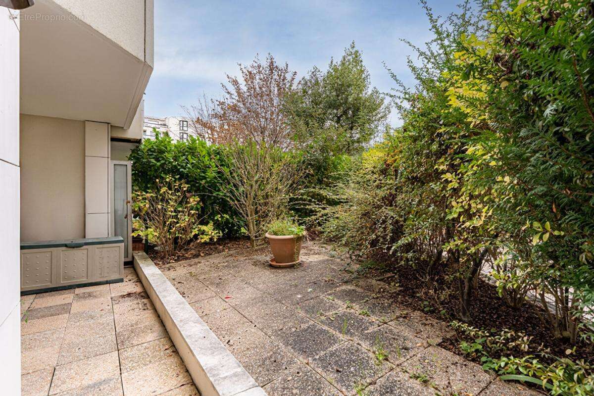 Appartement à SURESNES