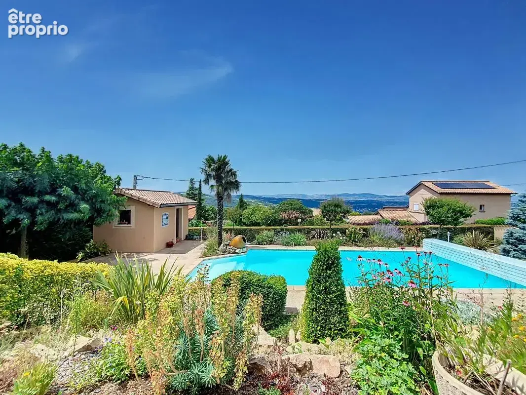 Maison - 4 Chambres - Dont 1 suite parentale - Garage - Piscine - Pool House - Jardin - Terrasse - Au calme absolu - Jolie vue d - photo 8