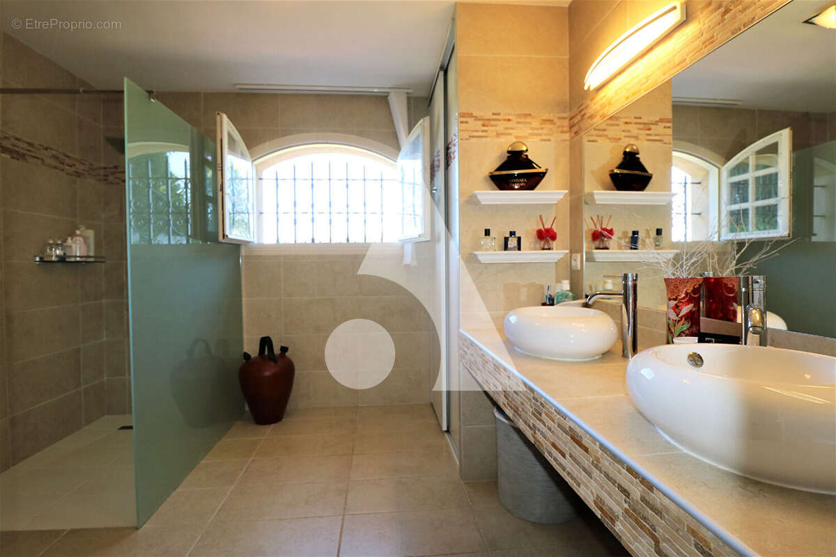 Bagneres de Bigorre villa de 9 pièces 168 m² - photo 9