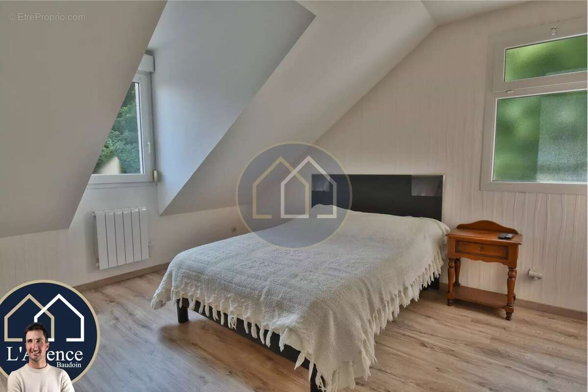 Appartement à EPERNON