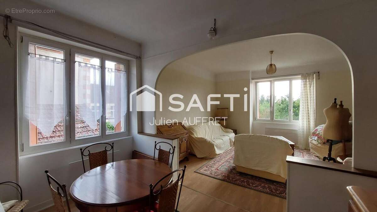 Appartement 209 m² à Myennes  - photo 3