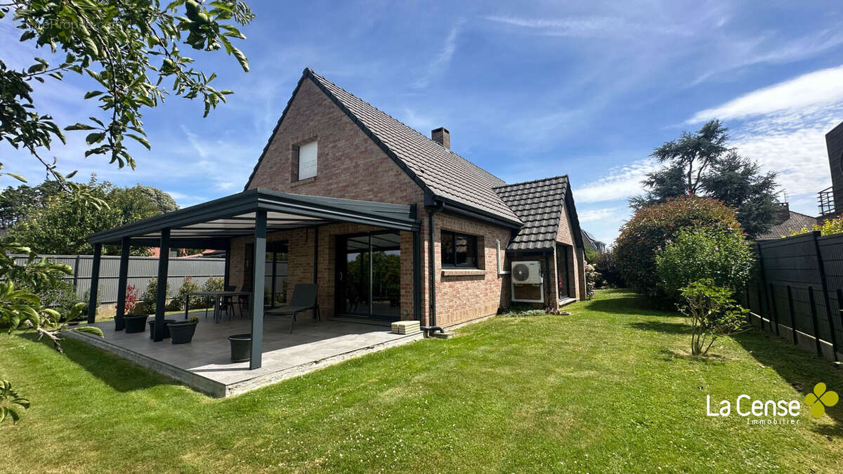 CAMPHIN-EN-PEVELE- Superbe maison individuelle en semi plain-pied - photo 2