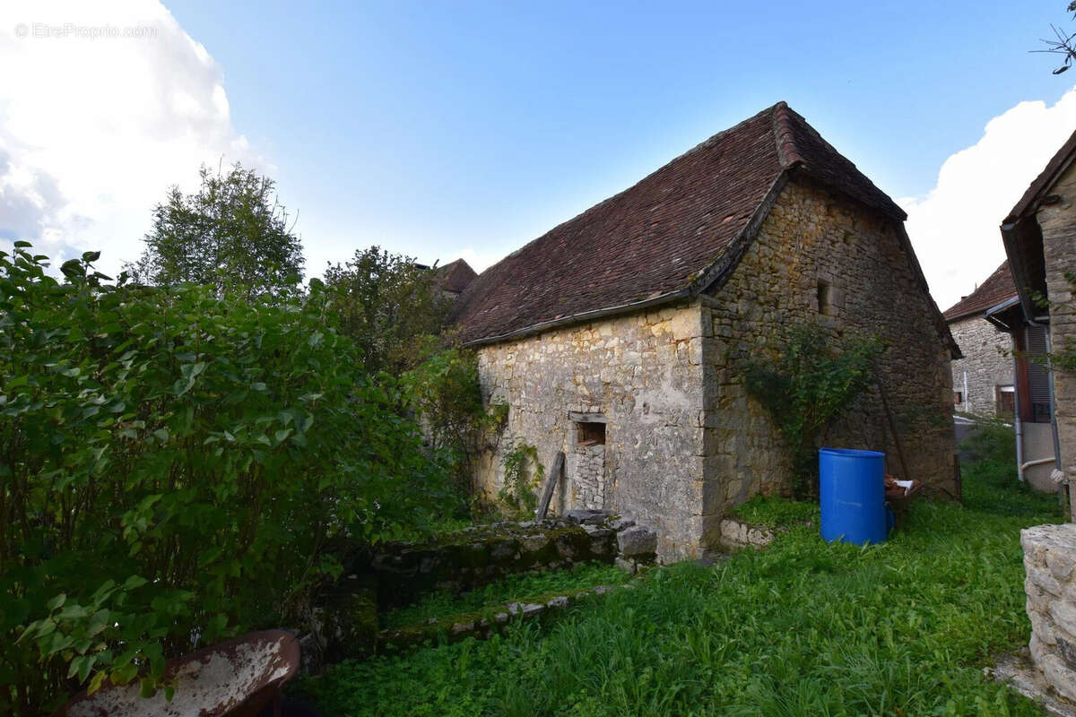 Maison 70 m² à Saint-Cernin  - photo 3