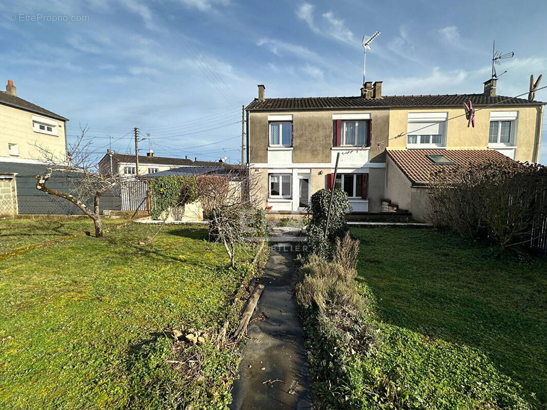 Maison à CHATEAUROUX