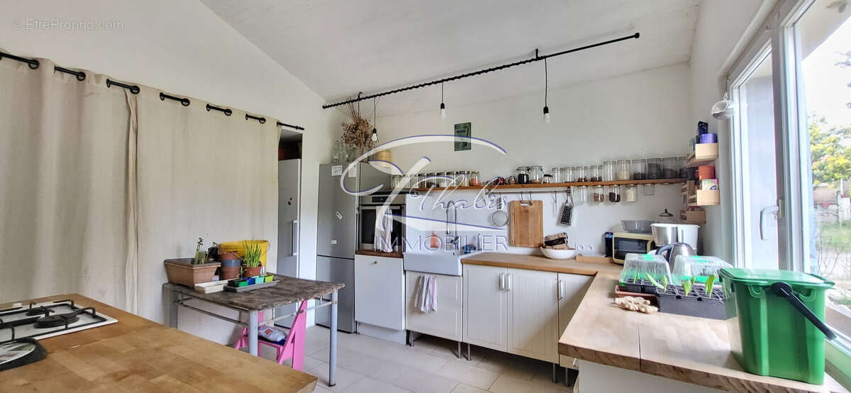 Maison 108 m² à La Lande-De-Fronsac  - photo 3