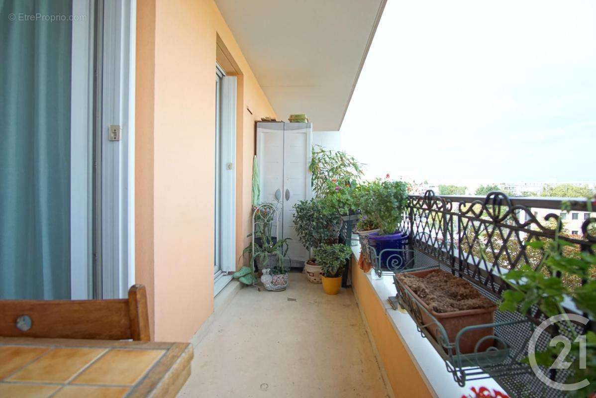 Appartement à BONNEUIL-SUR-MARNE