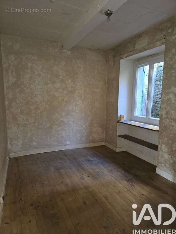 Maison 81 m² à Aulon  - photo 4