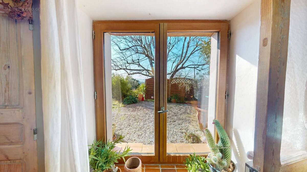 Photo 3 - Maison à SAINT-ANTONIN-DU-VAR