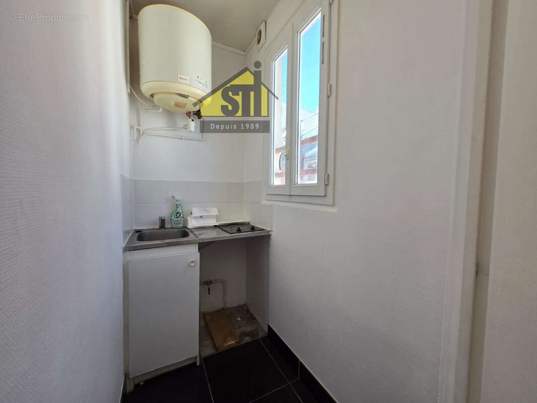 Appartement à PARIS-14E