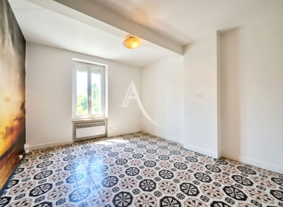 Maison à LEZIGNAN-CORBIERES