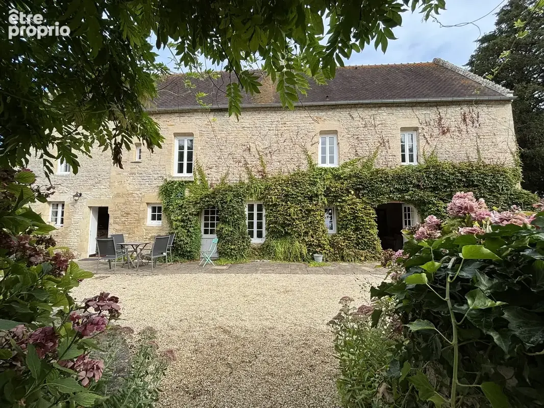 Maison à COLOMBIERS-SUR-SEULLES