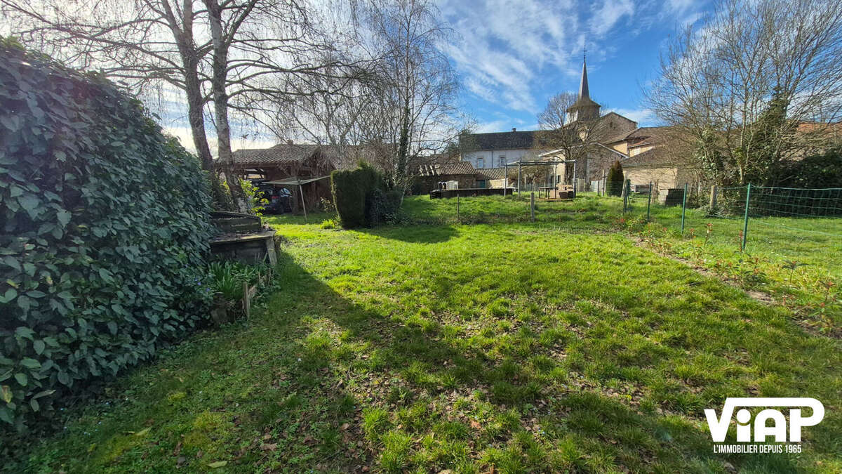 Maison à EXIDEUIL