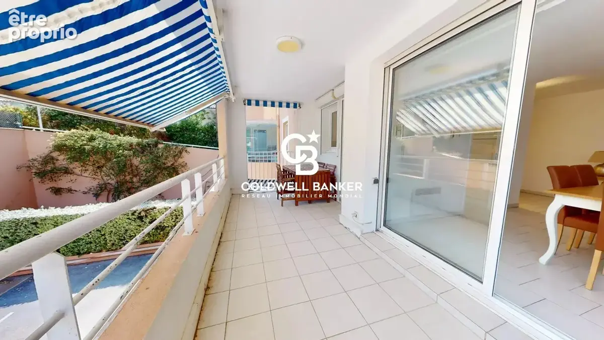 Spacieux appartement avec terrasses et double garage, à deux pas du port et des plages - photo 4