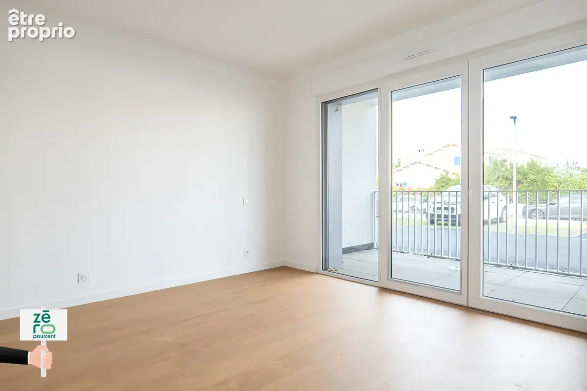 Saint-gilles-croix-de-vie   studio neuf de 28 m2, jamais habité ! - photo 4