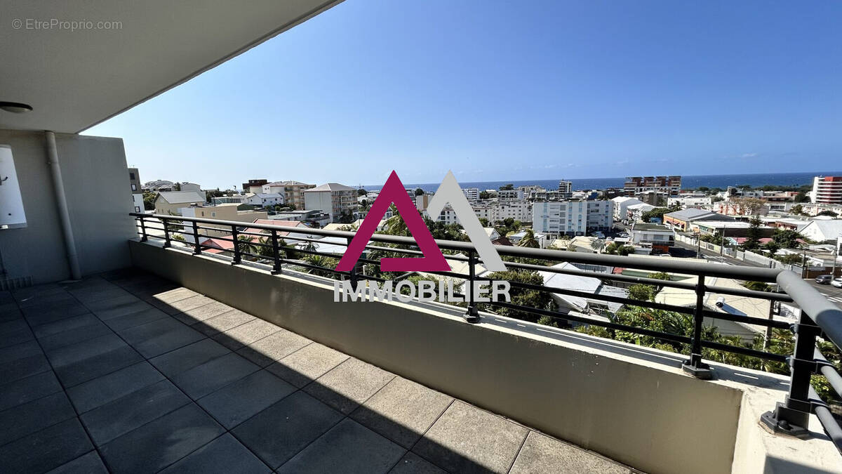 Appartement à SAINT-DENIS