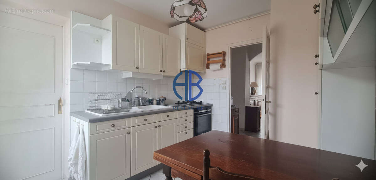 Appartement à SAINT-MARTIN-D'HERES
