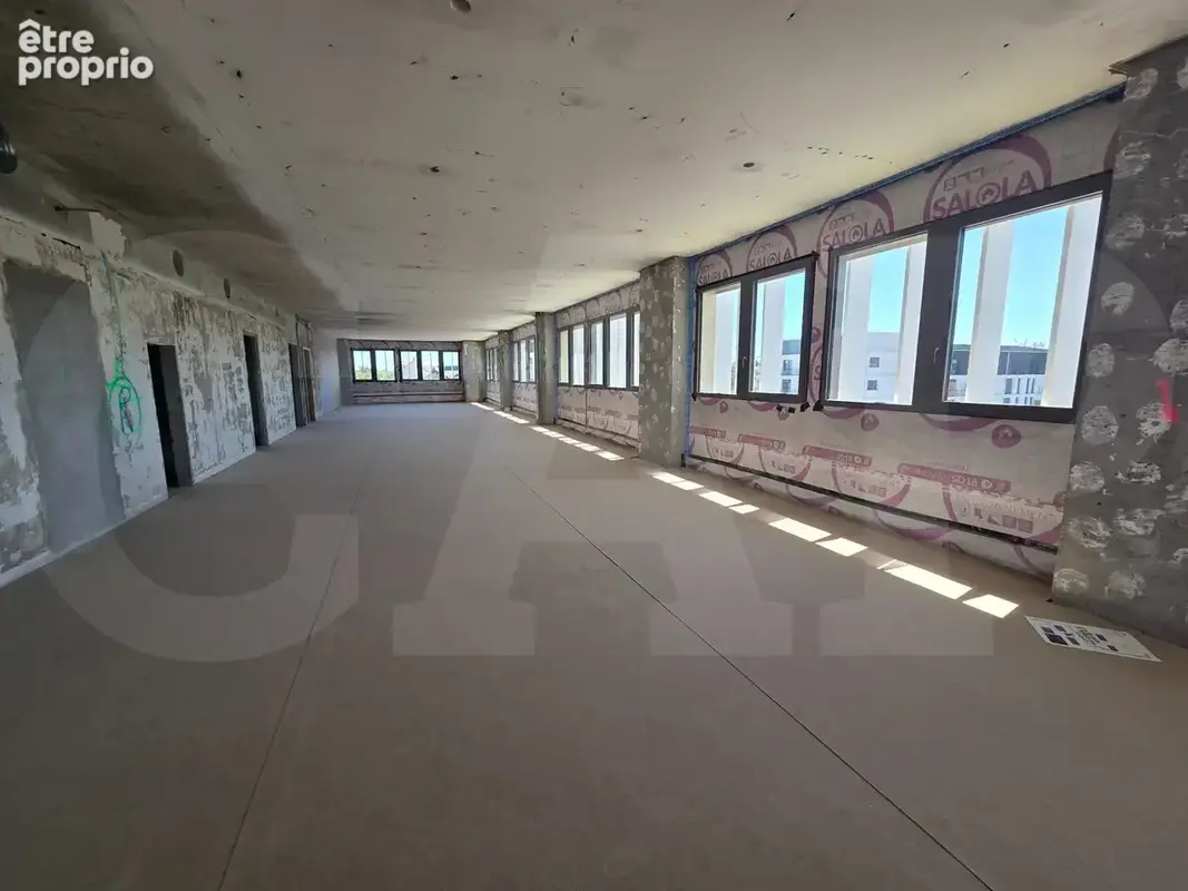 Commerce 387 m² à vendre à Saint-Brieuc (22000) - photo 2