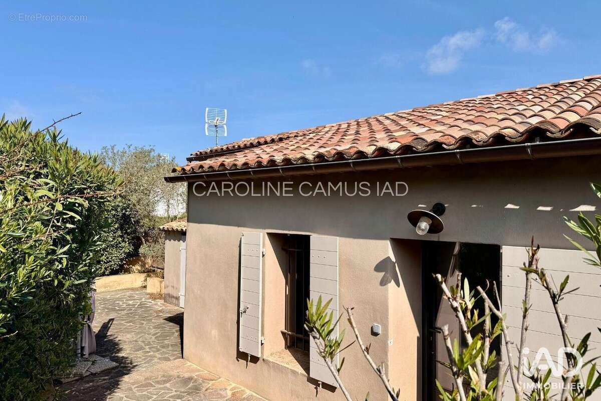 Photo 3 - Commerce à SANARY-SUR-MER