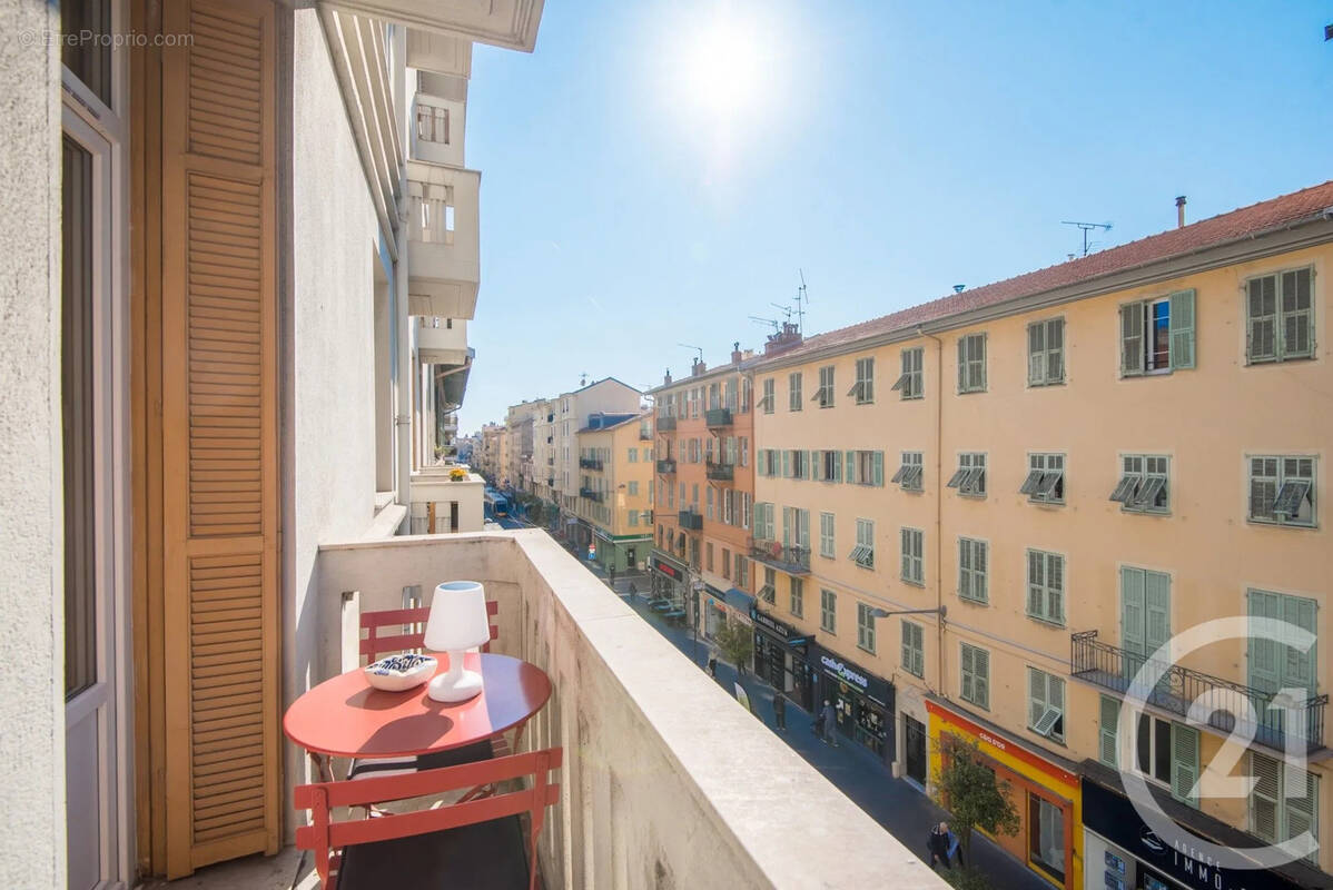Appartement à NICE
