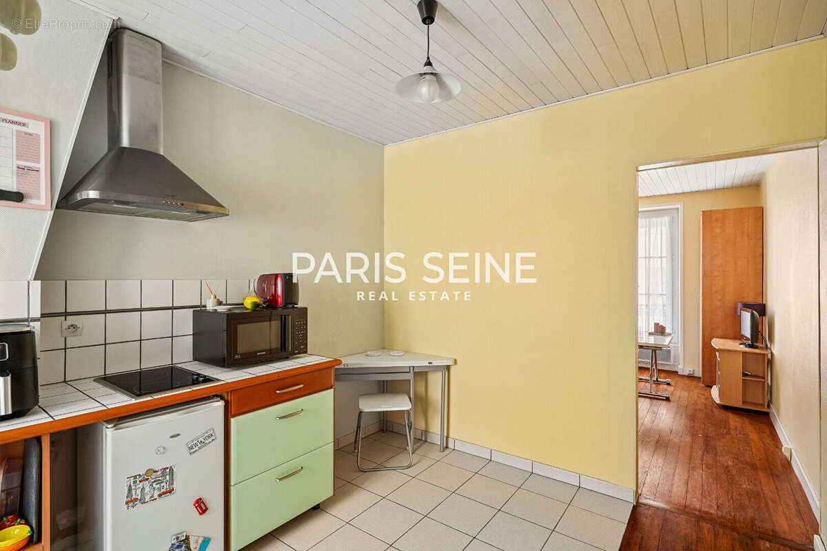 Appartement à PARIS-7E