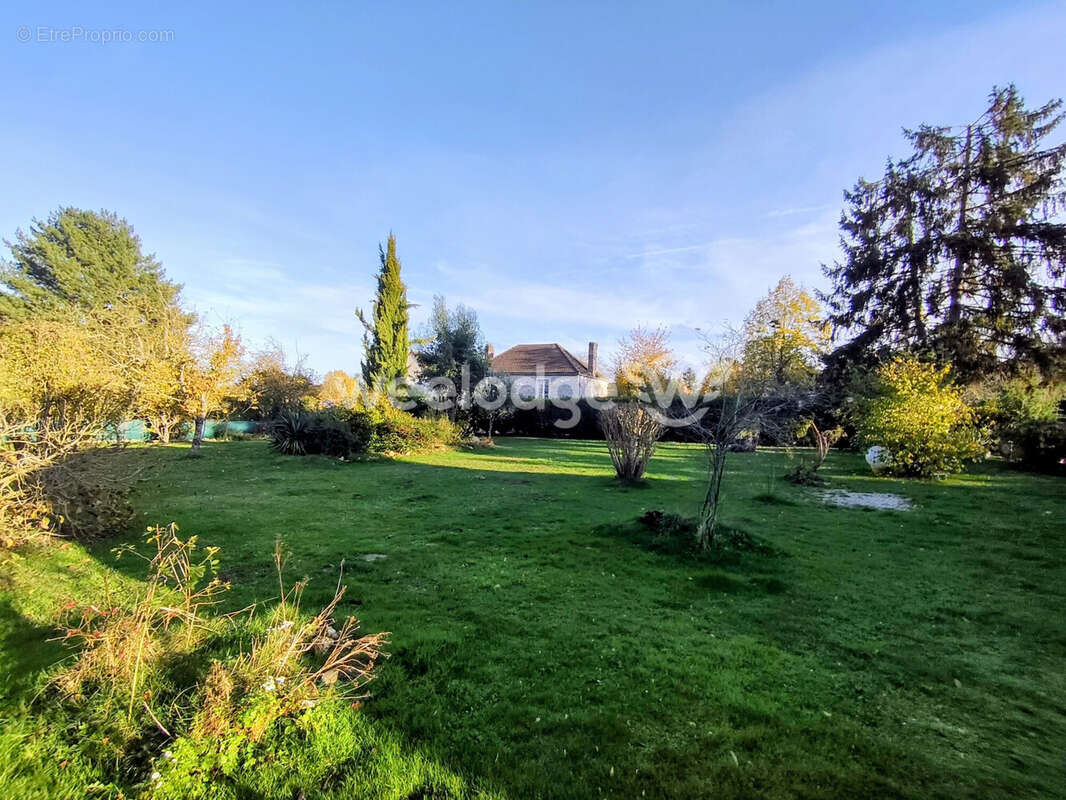 Terrain à GOUPILLIERES