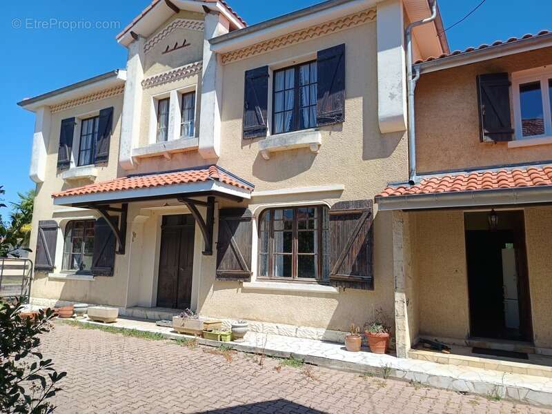 Maison à AIRE-SUR-L&#039;ADOUR