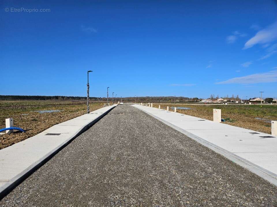 Terrain à LABASTIDETTE