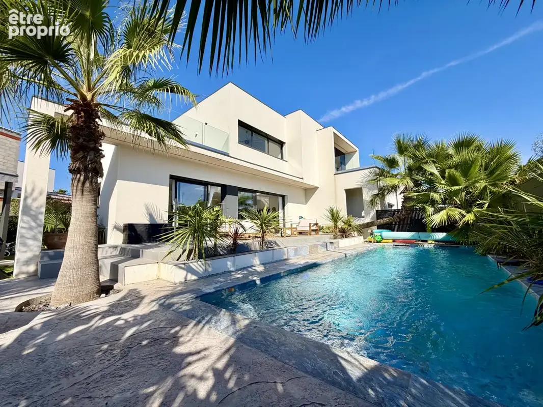 Vente Maison 2024 T5 avec garage piscine cuisine été 66750 Saint Cyprien - photo 1