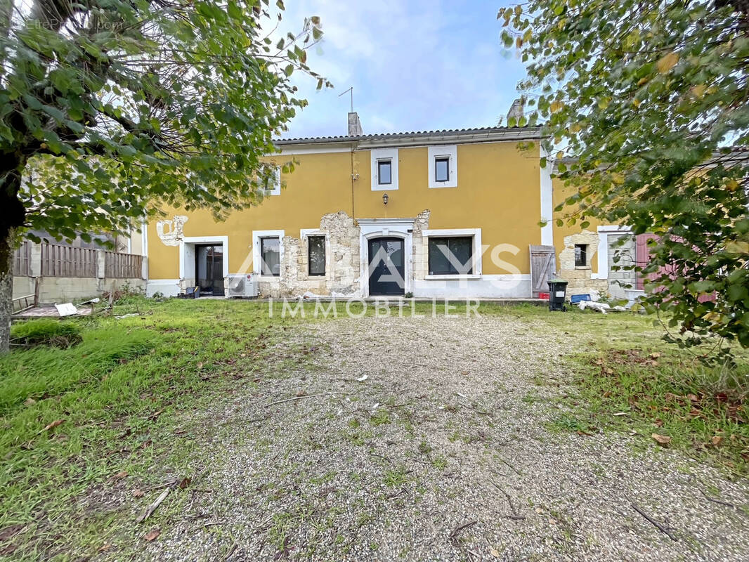 Maison à SAINT-DENIS-DE-PILE