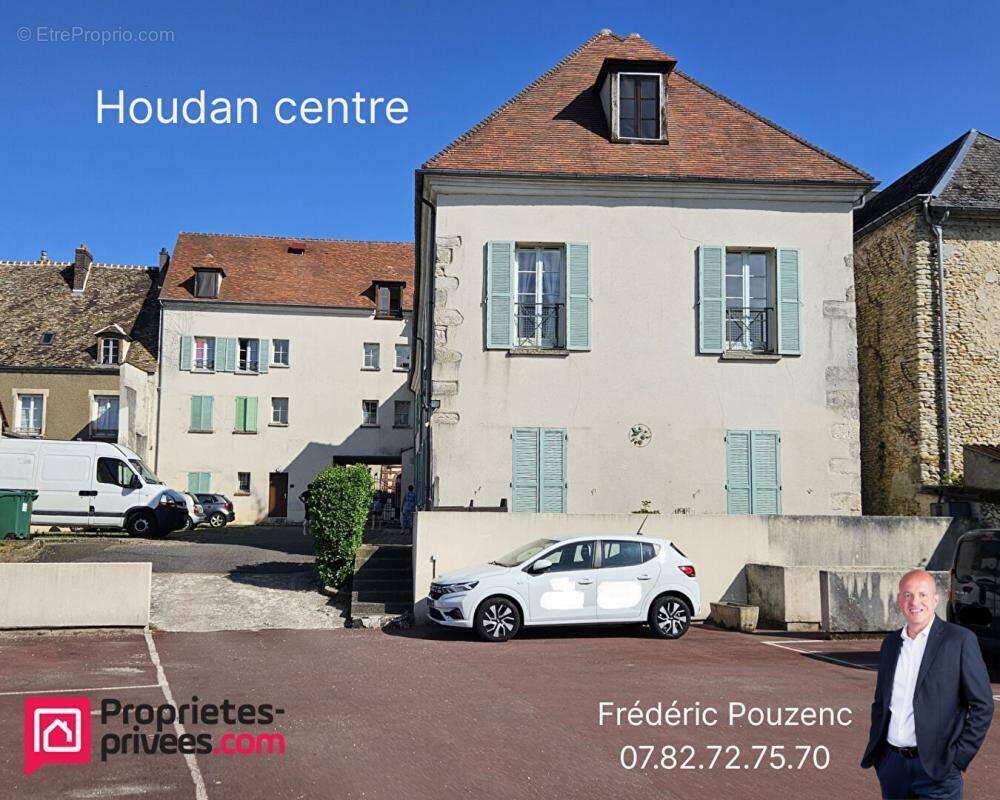 Appartement à HOUDAN