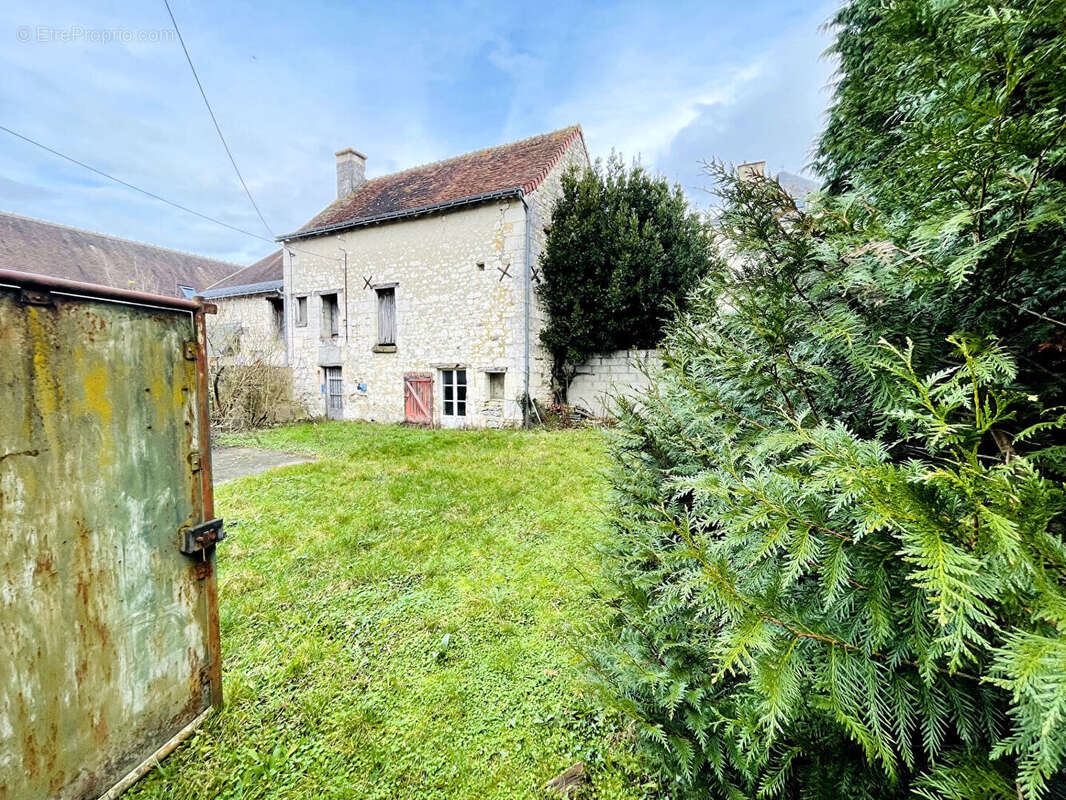 Maison en pierre avec jardin et dépendance ? Ligueil - photo 17