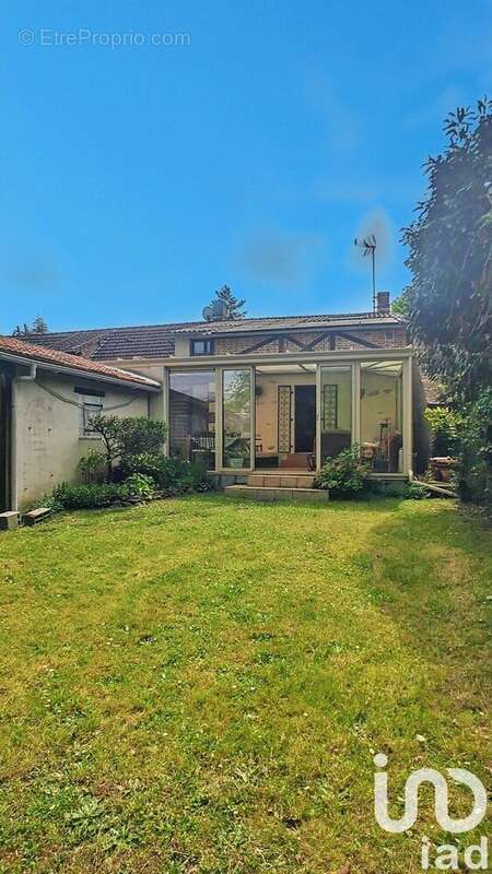 Photo 2 - Maison à VARENNES-CHANGY