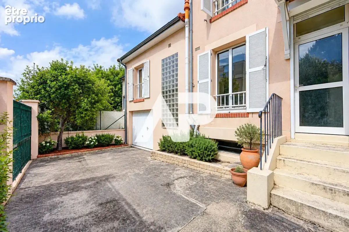 Maison Rueil Malmaison 5 pièce(s) 104 m² - photo 8
