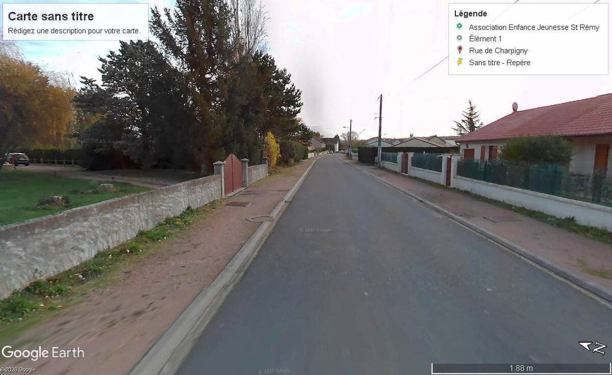 Terrain à SAINT-REMY-EN-ROLLAT