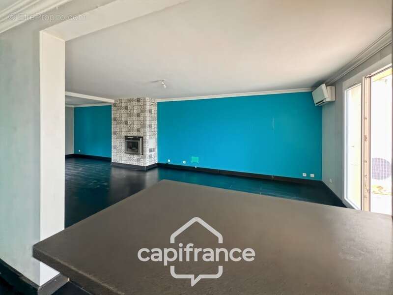 Maison à CARQUEIRANNE