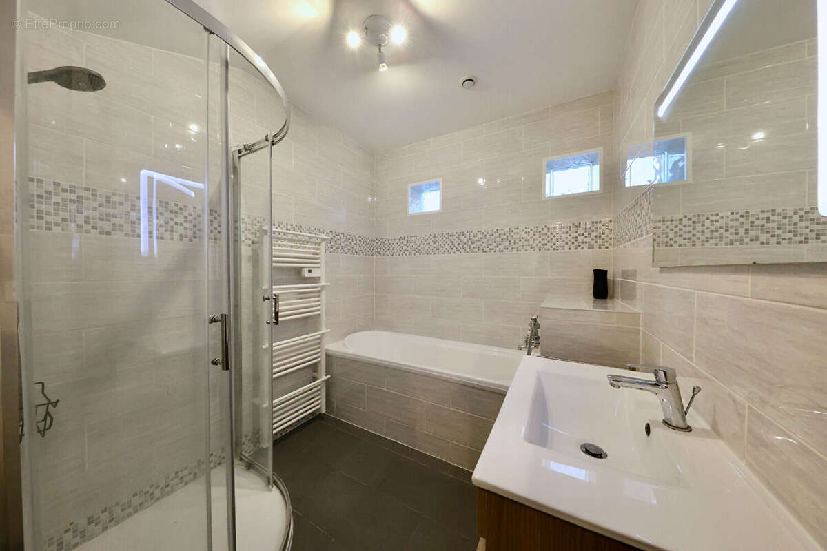 Maison à CORBEIL-ESSONNES