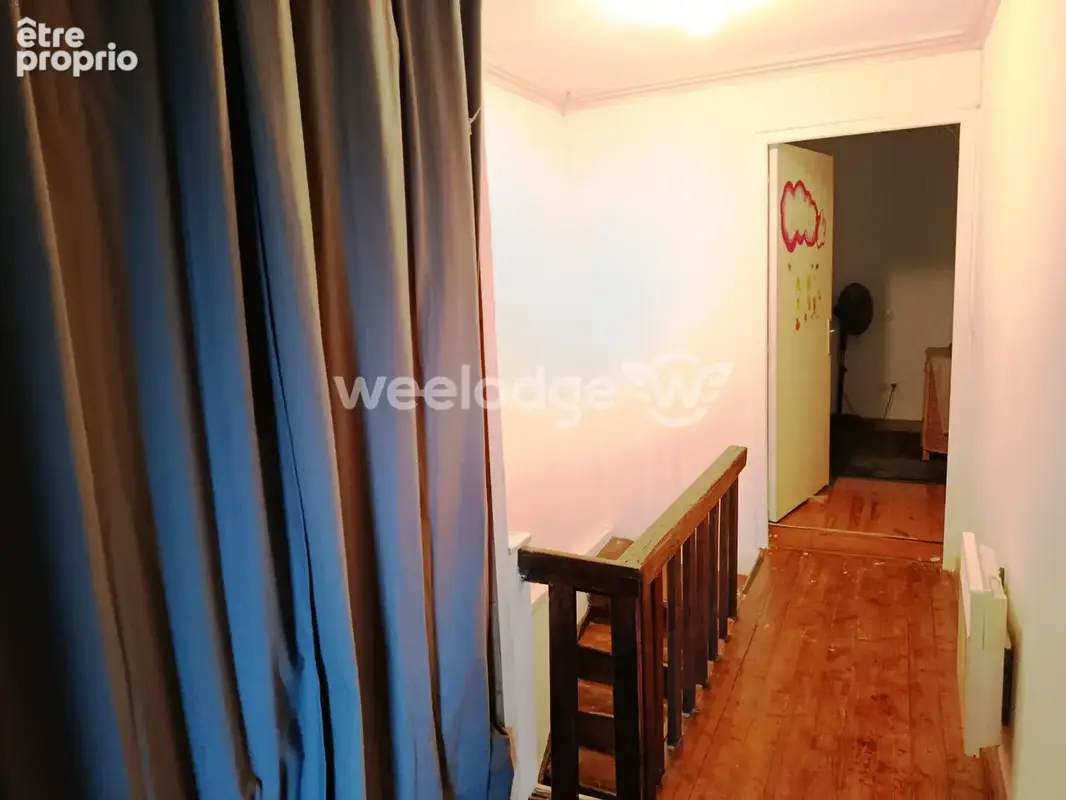 Appartement 5 pièces 130 m² à vendre à Saint-Gaultier (36800) - photo 9