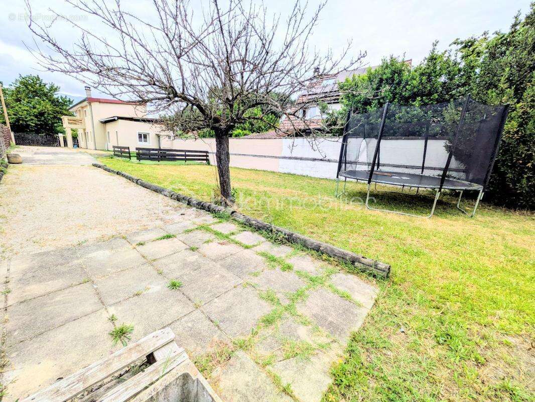 Champ sur drac 38560 - maison familiale de 101m² sur parcelle de 670m² - 3 chambres, grand jardin, cabanon - photo 5