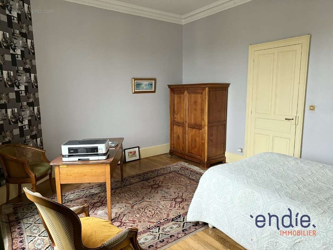 Appartement à MOULINS