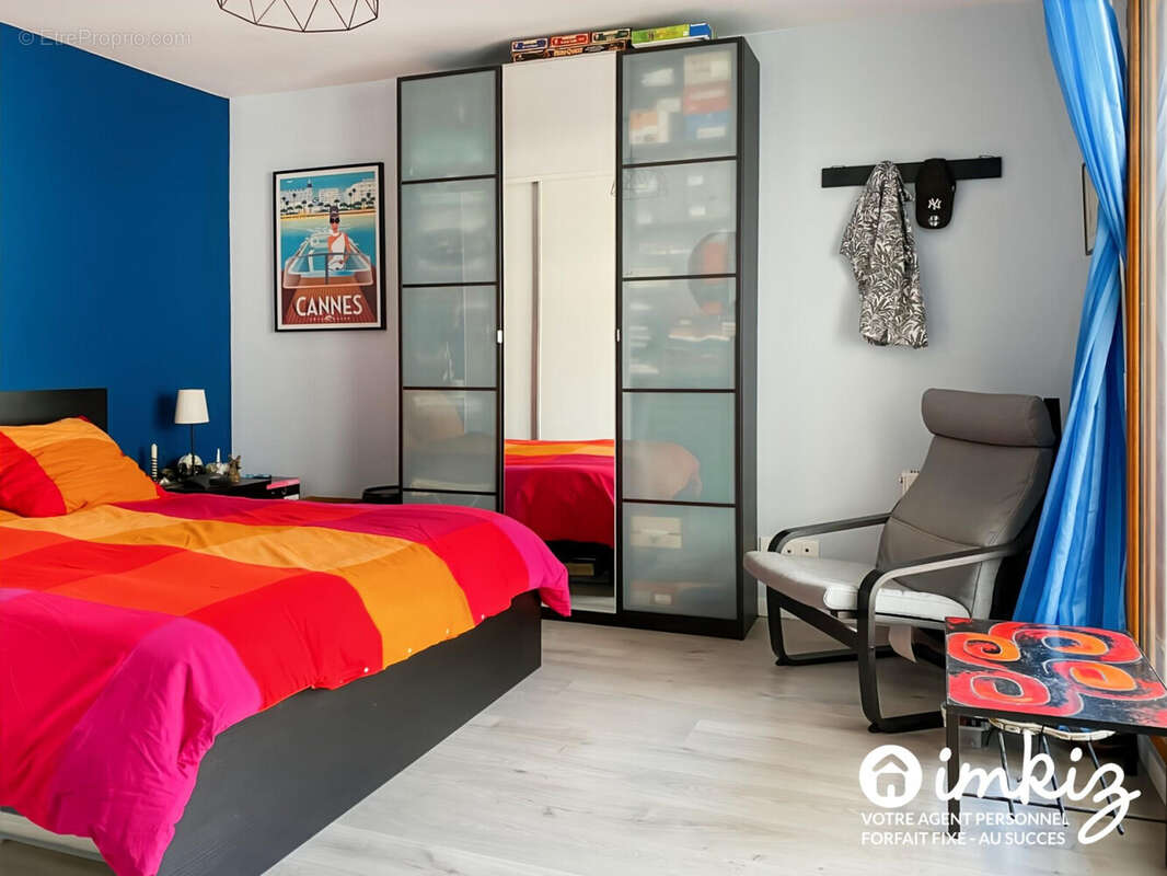 Appartement à PARIS-19E