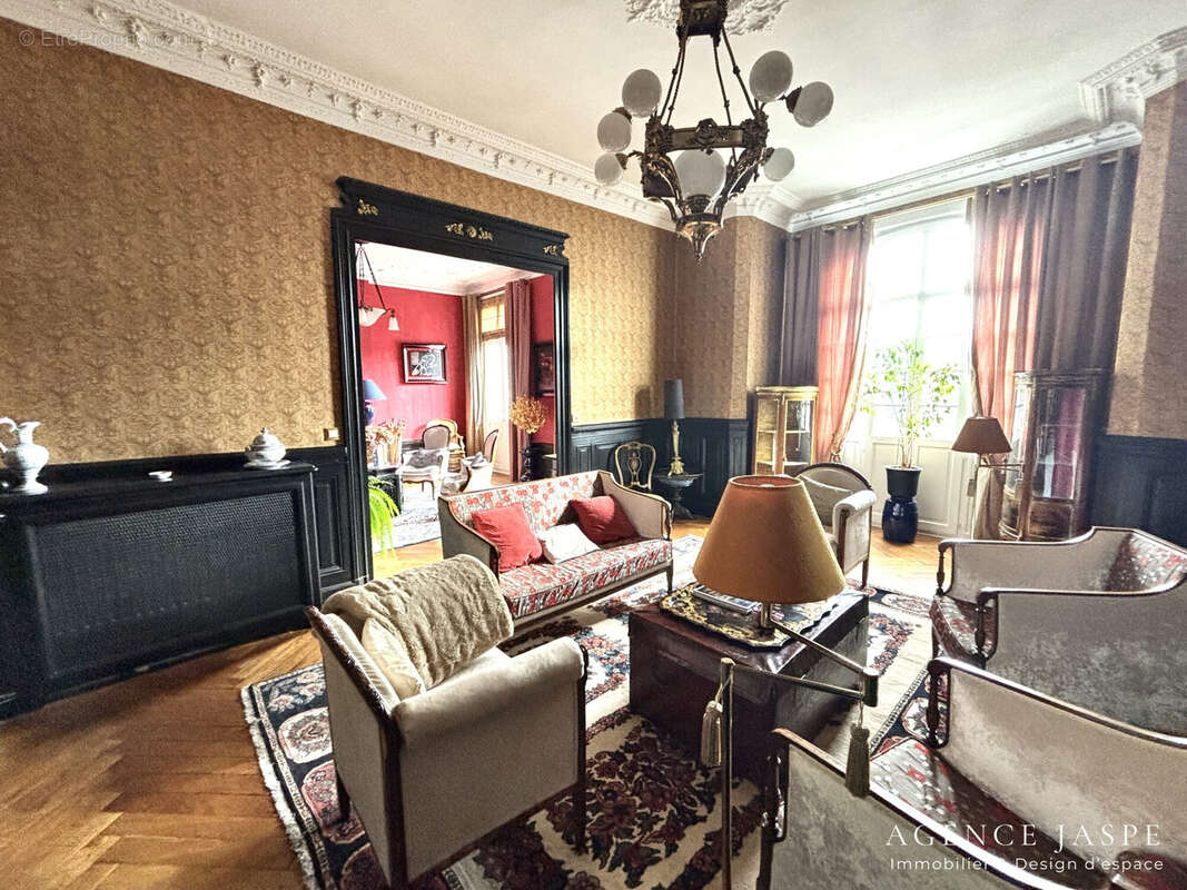 Appartement à SAINT-ETIENNE