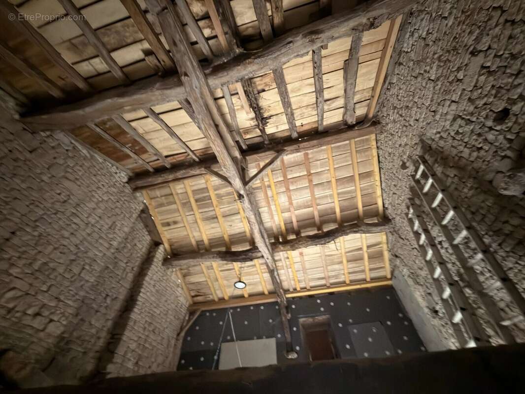 Maison à CHIVES