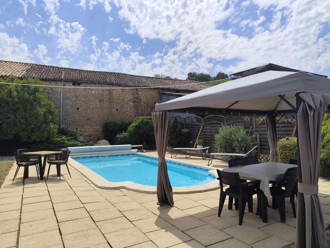 Charmante maison de village de 4 chambres avec piscine creusée - photo 16