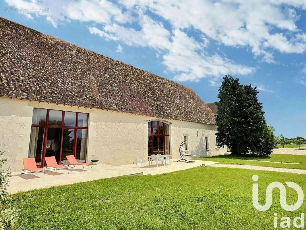 Maison 470 m² à Azay-Sur-Indre  - photo 9
