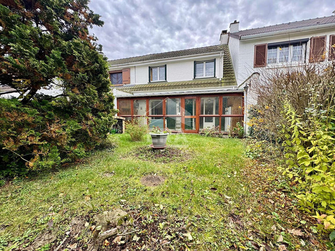 Maison à COMBS-LA-VILLE