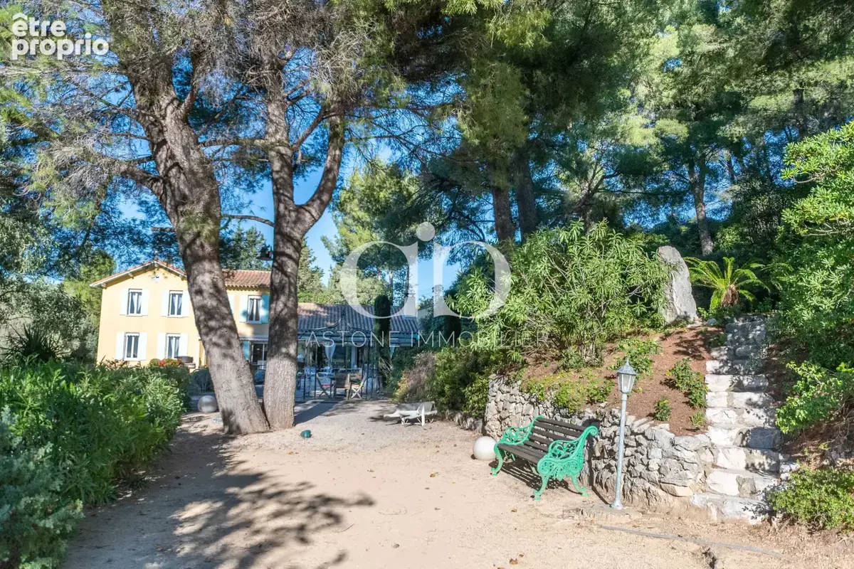 CASSIS - superbe propriété du début du 20ème siècle - photo 24