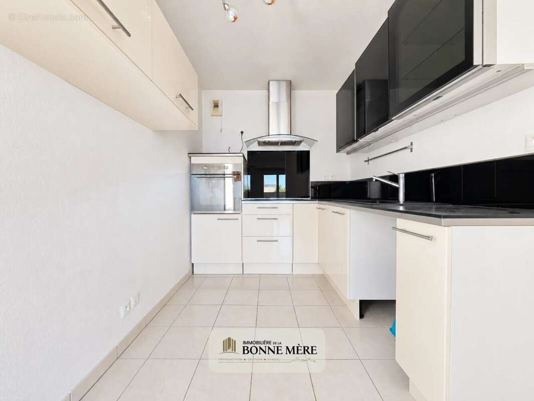 Appartement 78 m² à Marseille-14e  - photo 5